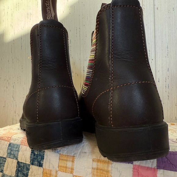 Blundstone #1409 Chelsea Boots - Picture 5 of 7